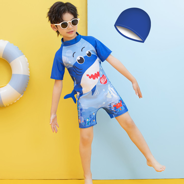 Chapeau de requin heureux f4