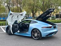 Jaguar F-TYPE 2020 2.0T Turbo Édition Checkered Flag R20 Coupé Conduite à Gauche Intérieur Sombre Sièges en Cuir