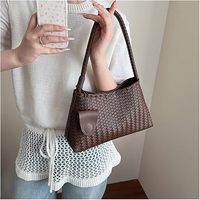 Sac Hobo Tissé pour Femme en Similicuir, Sac à Bandoulière Tendance, Sac Fourre-tout Souple à Fermeture Boutonnée pour le Travail et les Voyages