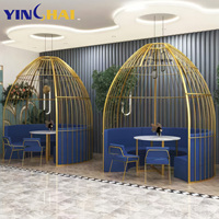 Paravents de séparation de pièce modernes personnalisés en acier inoxydable doré, découpés au laser en forme de cage à oiseaux semi-circulaire, pour restaurants, cafés et lieux de loisirs