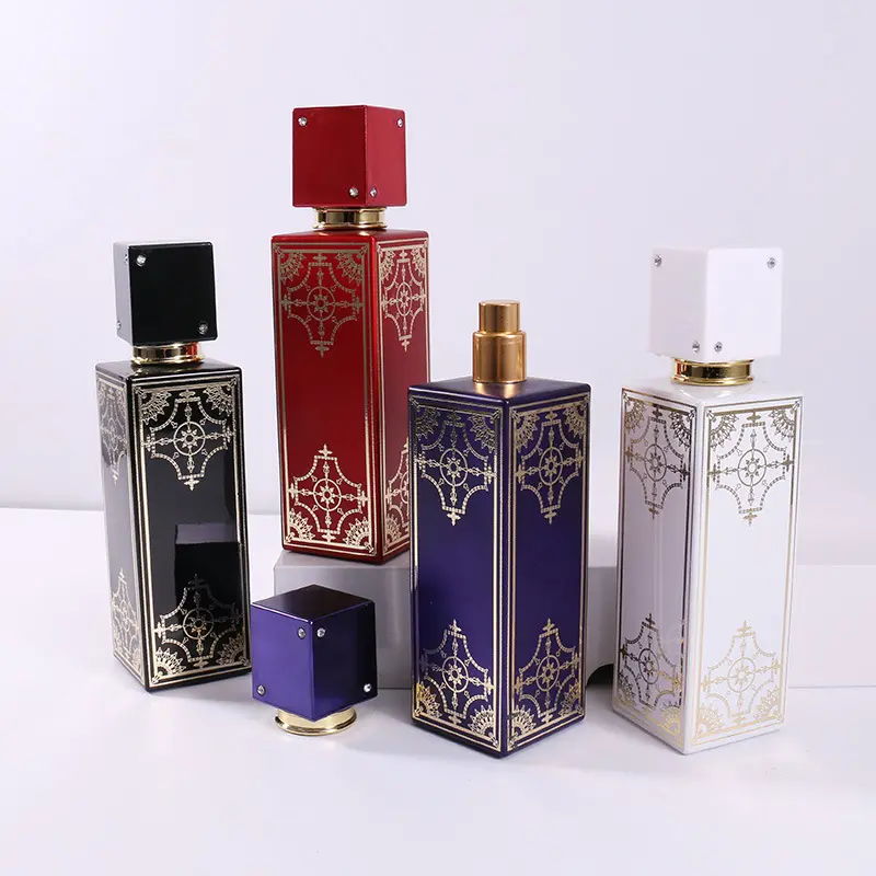 Wholesale 30ml 50 Ml 75ml 100ml Empty Luxury Flat Square Spray Fragrance Parfum Bottle Black Refillable Perfume Glass Bottle