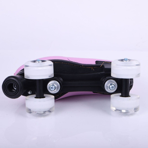 <span class=keywords><strong>โรล</strong></span>เลอร์สเกตสำหรับเด็กและผู้ใหญ่แบบใหม่ชุดโรลเลอร์เบลดแบบมีแฟลช - Product Image 3