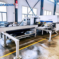 Machine combinée de découpe laser et de poinçonnage pour la fabrication des métaux, formage par étapes, tête de découpe mobile