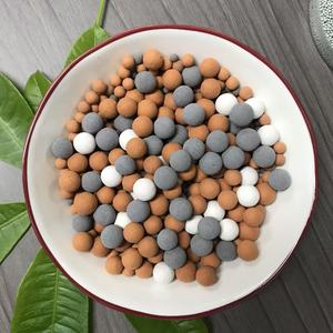 Boule en céramique de tourmaline de filtre à <span class=keywords><strong>eau</strong></span> de boule alcaline minérale ajustent le pH pour l'<span class=keywords><strong>eau</strong></span> potable - Product Image 5