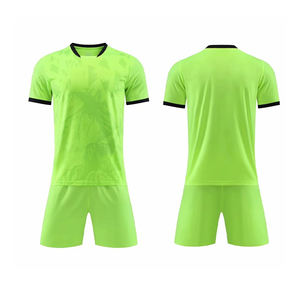 Divise da calcio da uomo in poliestere ad asciugatura rapida di alta qualità maglia da calcio OEM - Product Image 4