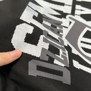 T-shirt en coton surdimensionné à imprimé personnalisé avec strass, épaules tombantes, patchwork brodé, style streetwear pour hommes - Product Image 5