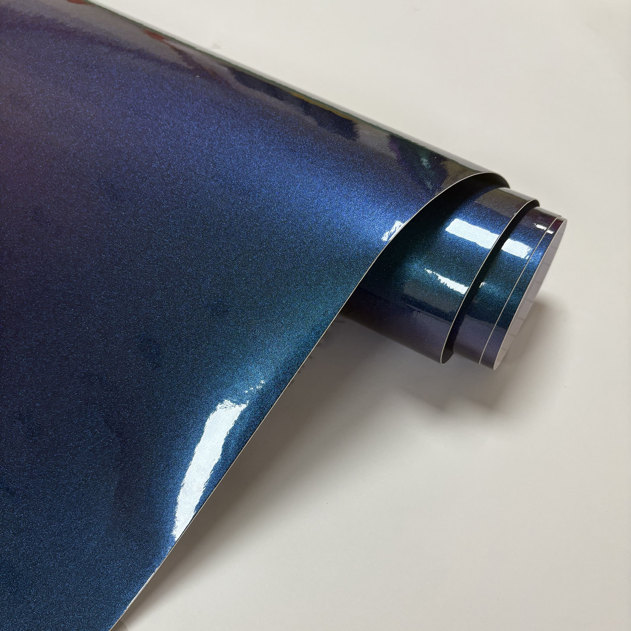 Chameleon Blue to Purple