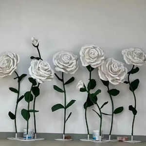 Juego de flores de rosas blancas de papel gigante de alta calidad, arreglo de flores artificiales para boda, accesorios florales de rosas románticas grandes - Product Image 2
