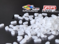 La couche B de la machine ABA peut être remplie jusqu'à 80 % de masterbatch PE/PP de qualité supérieure pour film soufflé.