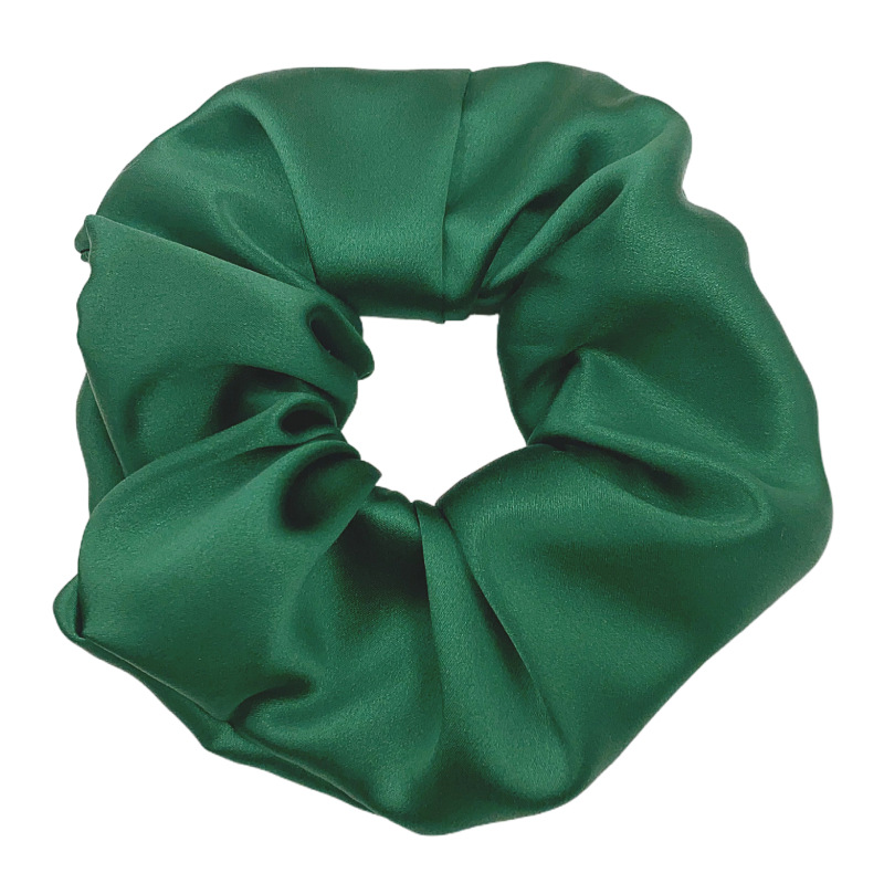 สีเขียวเข้ม