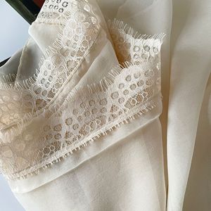 Elegante Bufanda de Poliéster con Parches de Encaje, Color Sólido, para Mujer, Ligera, Versátil, Estilo Mori, con Hilo Moiré, Ideal para el Verano - Product Image 2