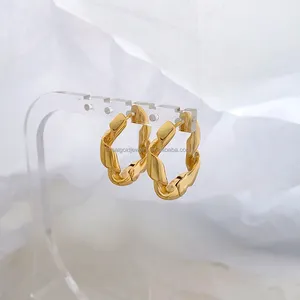 Nice Hoop Earrings Brass Earring With Trendy Style Gold Color Plated Earring For Woman Hot Sale Wholesale Fashion Jewelry