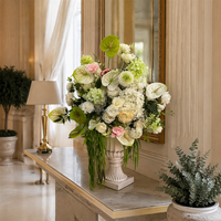 Boules de fleurs personnalisées en rose, lys et pivoine pour centres de table de mariage, décorations de table élégantes pour banquets intérieurs et usage domestique