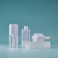 Jialin Nouveau Flacon Vide en Plastique de 6 ml en Forme d'Étoile Unique pour Rouge à Lèvres Liquide, Emballage de Brillant à Lèvres avec Couvercle Perforé