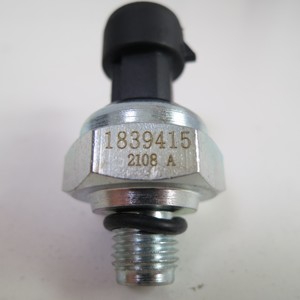 <span class=keywords><strong>Sensore</strong></span> di <span class=keywords><strong>Pressione</strong></span> Olio Nuovo di Qualità OEM per Motori Diesel di Trattori 1839415 - Product Image 1