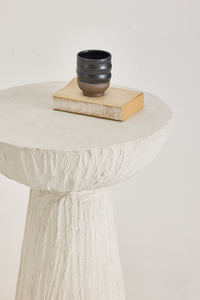 Mesa de Centro Minimalista de Concreto Estilo Moderno de Mediados de Siglo, Mesa de Centro Blanca - Product Image 2