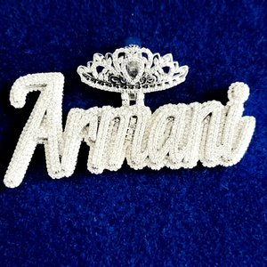 Pendentif breloque personnalisé en argent sterling 925 avec lettre et couronne, serti de moissanite et de diamants, haute brillance, pour homme et femme - Product Image 1