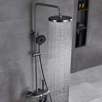 Robinet de douche à main à effet pluie thermostatique intelligent Ensemble de salle de bain chaud et froid Montage mural Matériau en laiton Spray de pluie doux pour hôtels