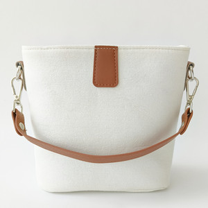 Bandoulière en toile de coton personnalisée simple pour femmes, sac cabas pour téléphone <span class=keywords><strong>portable</strong></span>, sacs à main de créateur avec logo, bandoulière en cuir PU - Product Image 2