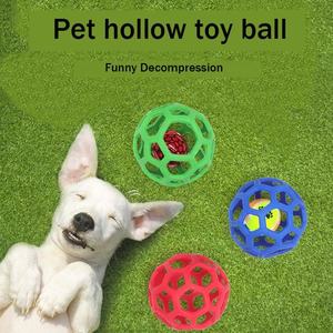 Pet fabrika toptan köpek oyuncak içi boş top TPR plastik bite dayanıklı elastik kauçuk top noel çan pet oyuncak top - Product Image 2