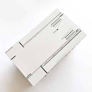Módulo PLC Mitsubishi Electric FX5-32ET/ES, 34 E/S, Comunicación Serial CompoBus/S, IP54, Hecho en Japón - Product Image 3