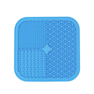 Tapete para Lamer para Mascotas, Comedero Lento para Perros y Gatos, Alivio de la Ansiedad, Tapete para Lamer, Juguete para Combatir el Aburrimiento, Enriquecimiento para Cachorros y Gatitos, Diversión Durante la Hora de Comer - Product Image 4