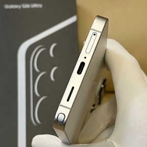 Samsung S26 Ultra Versione Cinese Come Nuovo Set Completo Bianco - Product Image 3