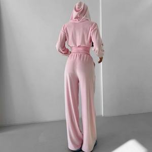 Trajes Deportivos de Lana para Mujer, Tallas Grandes, Diseño Personalizado, Venta al Por Mayor, OEM, Nuevo Estilo, Ecológicos, Bordados, Plisados, Lisos y Teñidos - Product Image 4