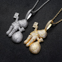 Collier pendentif personnalisé sur le thème de l'argent hip-hop, avec breloque garçon de dessin animé en CZ coloré