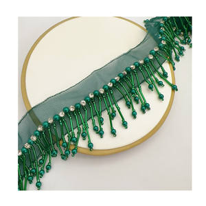 Decorazione decorativa per matrimonio con strass con perline a catena con colletto fatto da te - Product Image 1