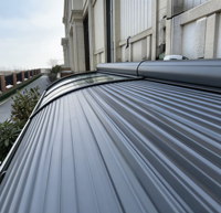 Store banne motorisé automatique en alliage d'aluminium pour véranda, toit moderne horizontal extérieur personnalisé, étanche, certifié CE