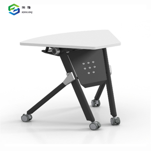 Mesa de entrenamiento con tapa giratoria creativa mesa de conferencia triangular plegable con ruedas - Product Image 1