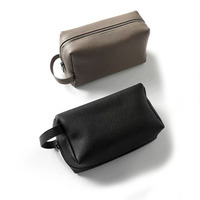 Pochette cosmétique en PU vegan personnalisable, grande capacité, sac de maquillage de voyage, vente en gros pour les marques de beauté et les cadeaux d'influenceurs