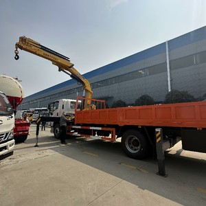 Grúa Plegable Montada en Camión SUZU Giga de 8 Toneladas, Grúa Articulada de 4x2 de 10 Toneladas y 2 Toneladas, Precio de Fábrica - Product Image 1