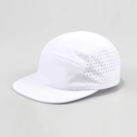 Casquettes de sport pour hommes en nylon imperméable perforé découpé au laser, à 5 panneaux, pour la course rapide en extérieur