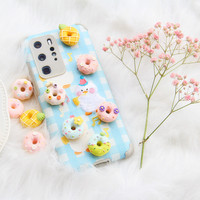 Creatieve snoepjes dessert hars ambachten kleurrijke 2cm donut stimulerende voedsel speelgoed accessoires DIY crème platte achterkant voor decoratie