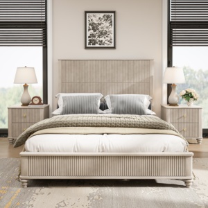 Ensemble de meubles pour hôtel et maison : 2 tables de chevet robustes assorties, lit plateforme en bois massif beige à rainures verticales, taille <span class=keywords><strong>Queen</strong></span> - Product Image 1