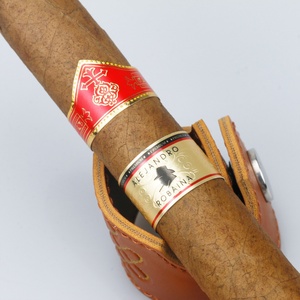 Etiqueta Adhesiva Personalizada para Anillos de Cigarros con Acabado en Lámina Dorada, Formas Personalizables - Product Image 3