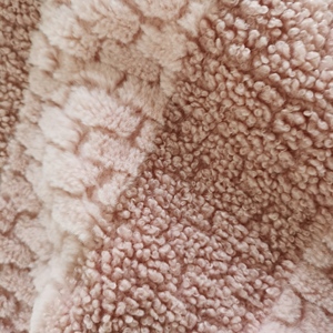 Velours jacquard à armure en fibre bouclée, 100% polyester, tricoté, écologique, lourd, moelleux, antistatique, pour jouets et usage domestique, direct usine - Product Image 2