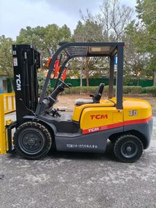 उच्च गुणवत्ता वाले टीसेमी 3 टन सेकेंड हैंड डीजल फोर्कलिफ्ट, मशीनिंग कारखाने के लिए लागत प्रभावी उपयोग फोर्कलिफ्ट - Product Image 3