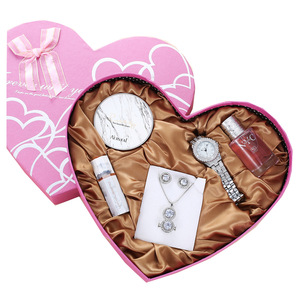 Set di 5 profumi donna di lusso rosa scatola di cuore per regalo regalo per donna e rossetto - Product Image 3
