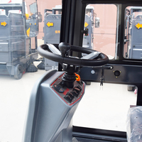 Balayeuse électrique autoportée de 2000 mm avec aspiration puissante, certifiée CE et personnalisable, idéale pour les parkings industriels – Vente directe usine