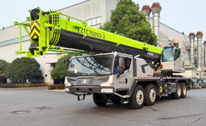 Grue sur camion ZOOMLION ZTC700V5-2 ZTC700V562-2 de 70 tonnes avec pièces de rechange - Product Image 3