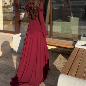 เดรสยาวแฟชั่นผู้หญิงคอเหลี่ยมแขนยาวประดับมุกหรูหราแบบต่อผ้า - Product Image 3