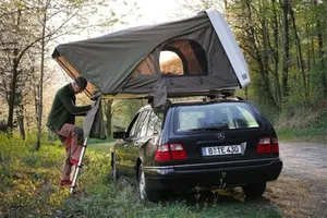 Tenda atap mobil Off-Road 4x4, tenda atap aluminium cangkang keras 4 Orang berkualitas tinggi