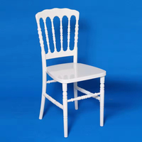 Chaises Napoléon en Résine Plastique Blanches Empilables Durables pour Mariages et Événements - Vente en Gros Chine