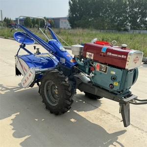 Tracteur à chenilles diesel avec attache <span class=keywords><strong>de</strong></span> remorque <span class=keywords><strong>pour</strong></span> le <span class=keywords><strong>transport</strong></span> agricole, le <span class=keywords><strong>transport</strong></span> <span class=keywords><strong>de</strong></span> matériaux et les travaux logistiques agricoles - Product Image 3