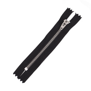 4 #   <span class=keywords><strong>Cerniera</strong></span> in denim <span class=keywords><strong>con</strong></span> denti a Y in acciaio inossidabile 304, lega di alluminio, testa a <span class=keywords><strong>molla</strong></span> europea, denti in bronzo bianco ottone - Product Image 6
