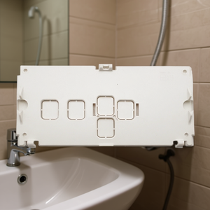 Plaque anti-condensation Evo 330 pour siphons de plomberie, couvercle blanc à 5 trous - Product Image 3