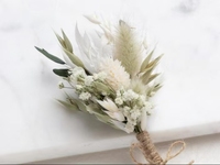 Boutonnière de mariage Bouquet de petites fleurs séchées Boutonnière Groomsman Decor Mini Corsage Arrangement pour la fête des mères
